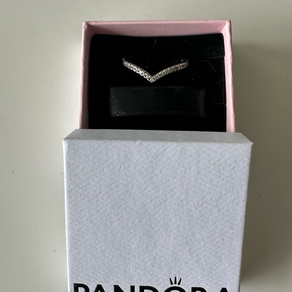 Pandora Sparkling Wish Bone - Picture 3 of 3